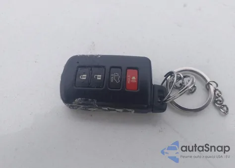 2015 Toyota Highlander Xle V6 z USA, uszkodzony, nr VIN 5TDJKRFH6FS124344